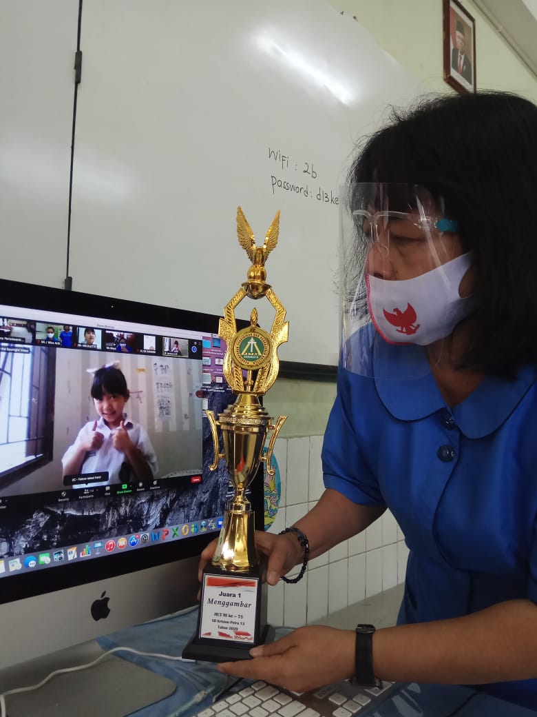 Foto_Merayakan_HUT_RI_Juara_1_Kelas_2